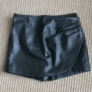 Forever 21 Black Faux Leather Mini Skirt